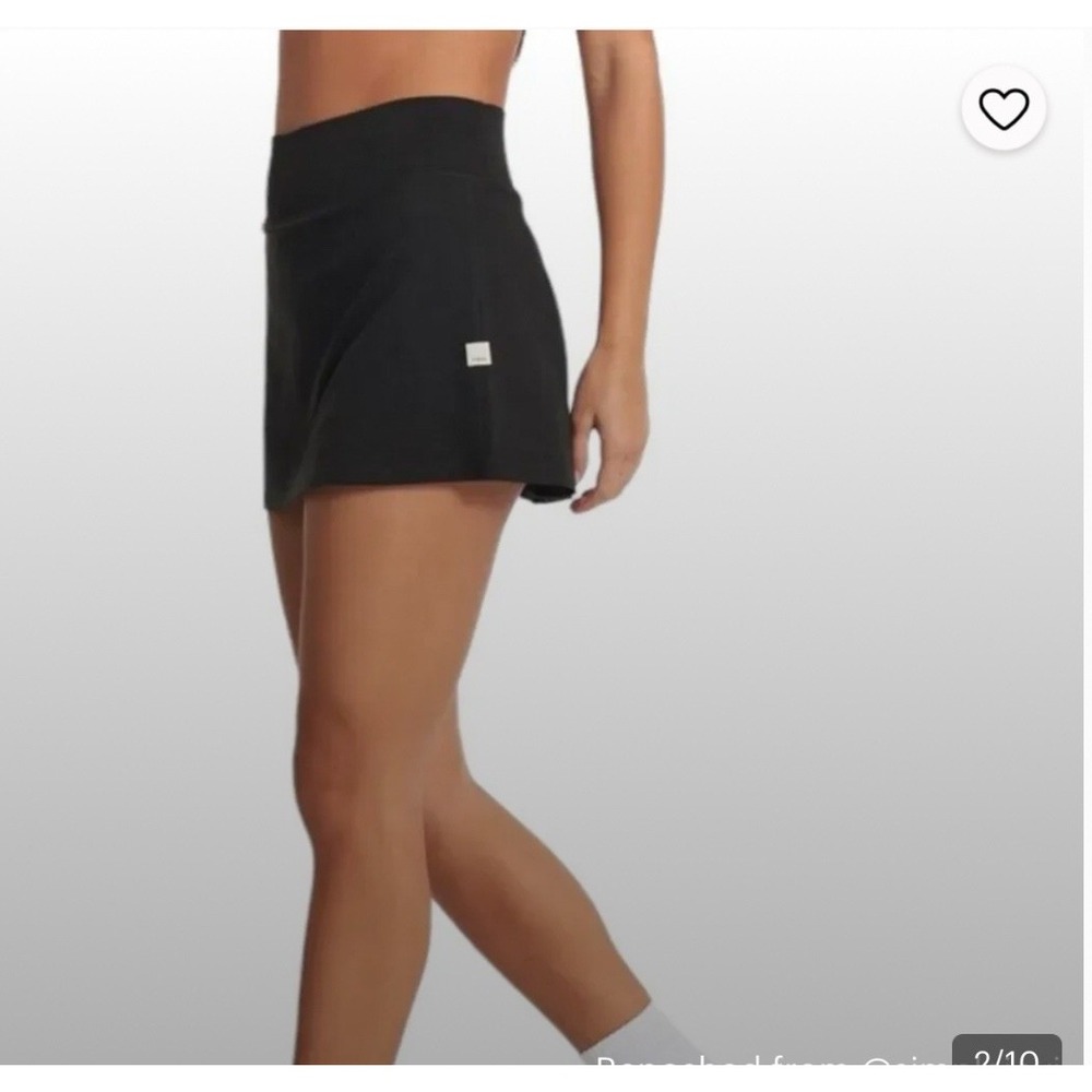 Vuori Black Womenβs Active Skort